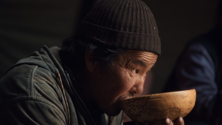 Cinematic color grading before and after using Nomadic Drift finishing LUT