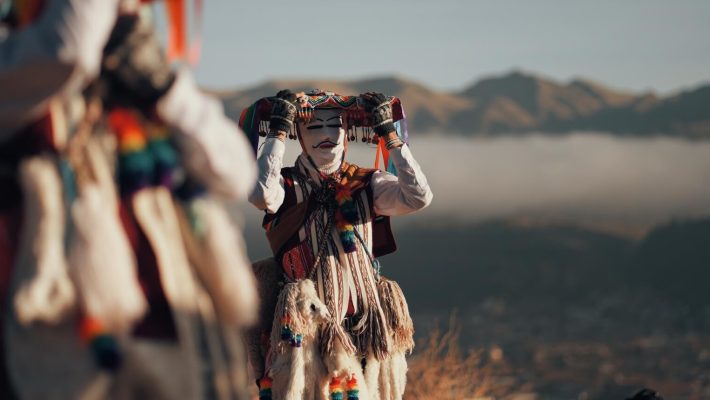 Cinematic color grading before and after using Afterglow | Andean Dust finishing LUT by visual tone